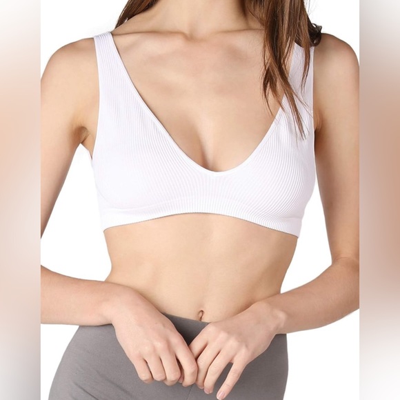 NIKIBIKI Ribbed Seamless Bralette Color Clay - Picture 3 of 5